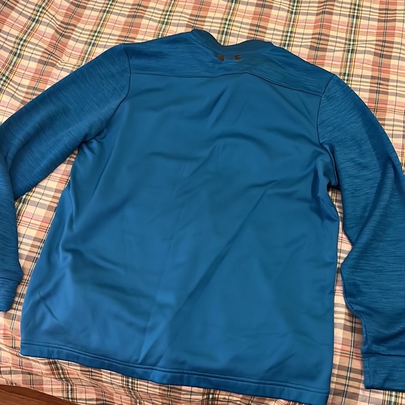 Under Armour pullover - Picture 3 of 3